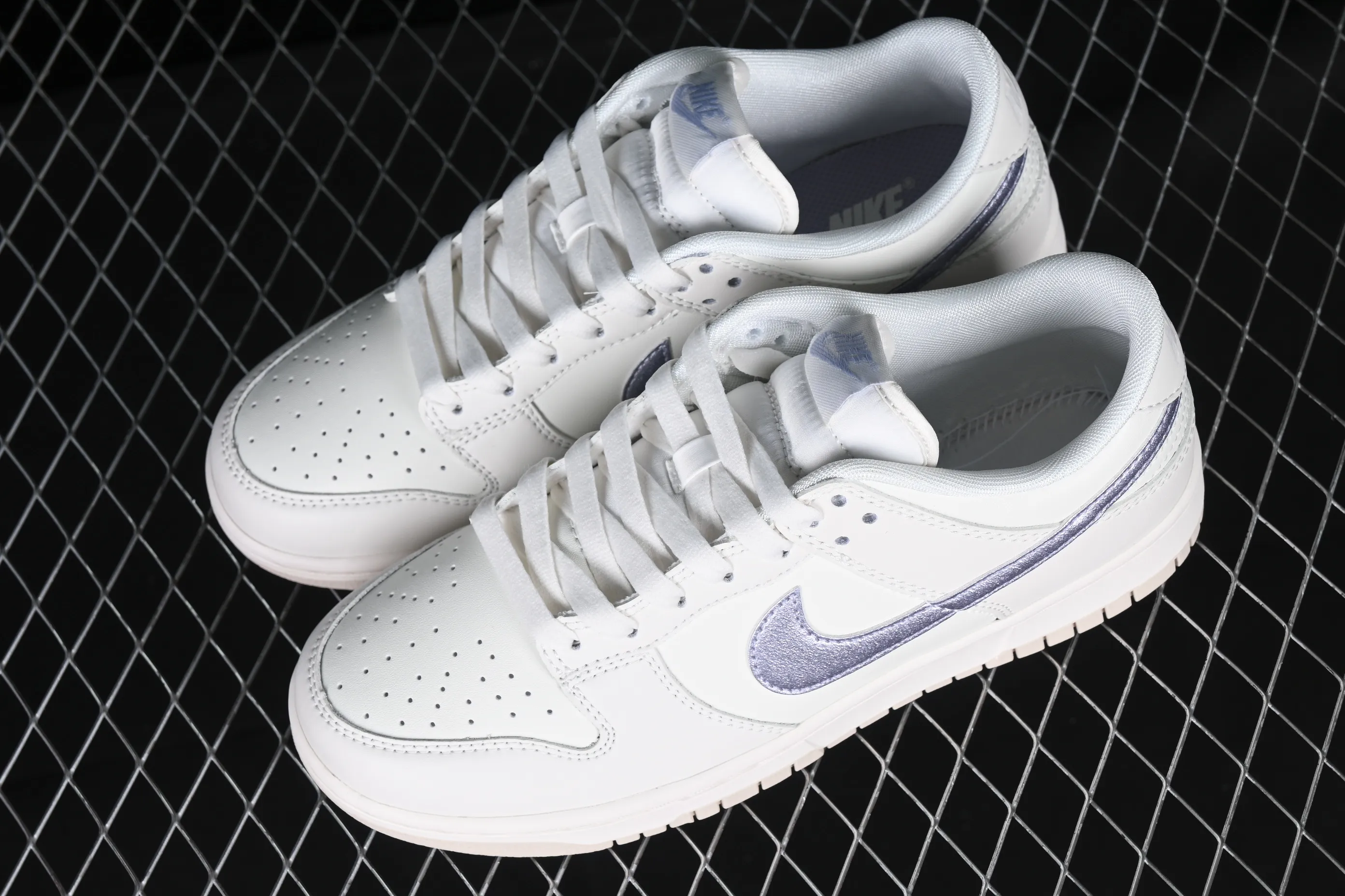 All categories Nk SB Dunk series Nk SB Dunk Low low-top sneakers Nk Dunk Low "Oxygen Purple" lavender hook SB low-top casual sneakers DX5930-100